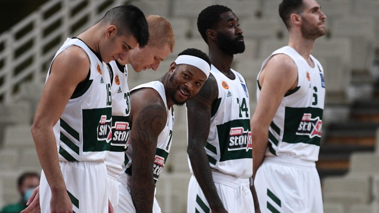 Εκτός 12άδας ο Φόστερ, μέσα ο Καλαϊτζάκης με Βιλερμπάν