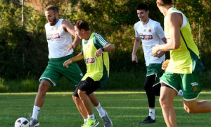 Έπιασαν μπάλα αλλά… ποδοσφαίρου οι παίκτες του «εξάστερου» (pics)