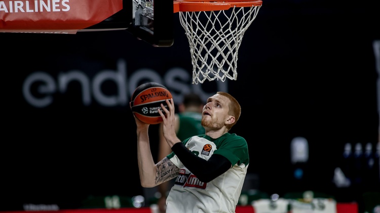 Ουάιτ: «Να είμαστε σκληροί και καλοί αμυντικά»