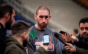 Λοτζέσκι: «Να είμαστε συγκεντρωμένοι »