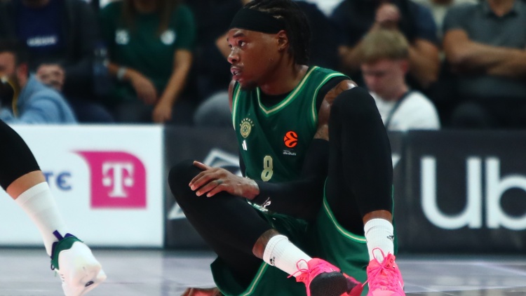 Ρισόν Χολμς: Ρήξη έσω πλαγίου – εκτός δράσης για ένα μήνα, απέφυγε το χειρουργείο