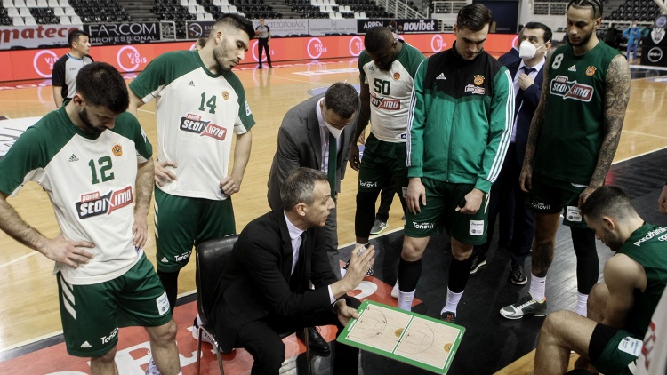 Νίκη για να «κλειδώσει» την πρωτιά