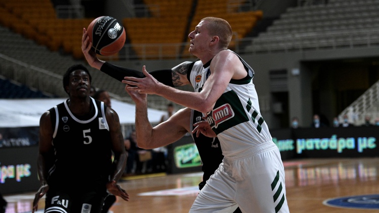 Ρεκόρ με 7.000 κλεψίματα για τον Παναθηναϊκό