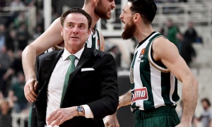 Πιτίνο: «Μοιάζουμε με τη Ζαλγκίρις, να βελτιωθούμε στις αλλαγές»