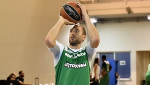 Λοτζέσκι: «Η άμυνα το κλειδί για τη νίκη»