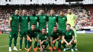 Τεστάρει τις δυνάμεις του στον κάμπο