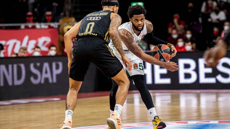 Τα χάλασε στο τέλος και έχασε στο Μόναχο