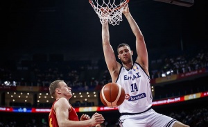 Ρεκόρ καριέρας στην Εθνική για Παπαγιάννη (vid)