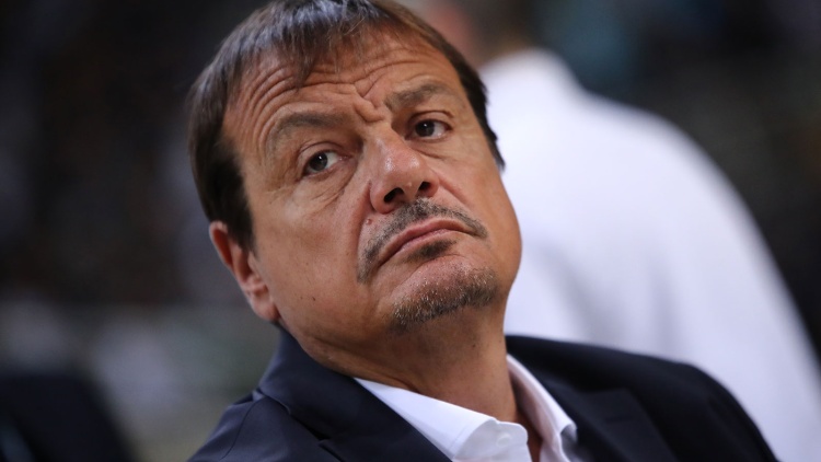 Αταμάν: «Θέλουμε παίκτη στο &quot;3&quot; - Δύσκολο το ματς με την Άλμπα»