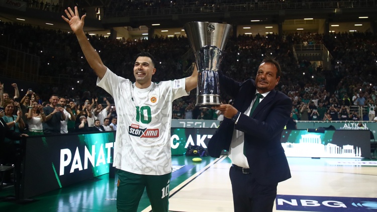 Απόλυτη αποθέωση για τον πρωταθλητή Ευρώπης, Παναθηναϊκό στο ΟΑΚΑ (vid)