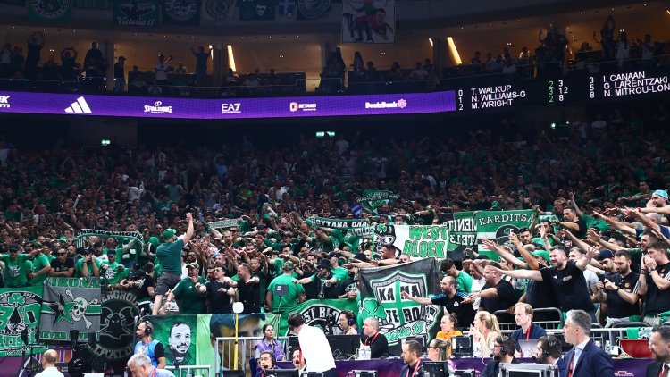 Οι φίλοι του Παναθηναϊκού ζεσταίνουν την ατμόσφαιρα πριν τον τελικό με τη Ρεάλ (vid)