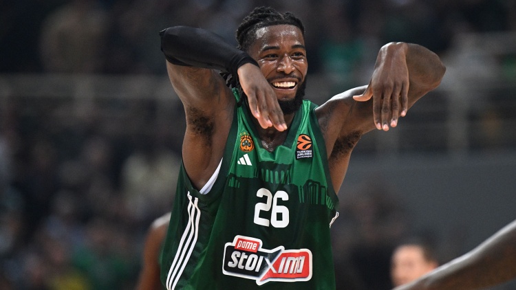 O Λεσόρ στη 2η θέση του Top 10 καρφωμάτων του Δεκεμβρίου (vid)