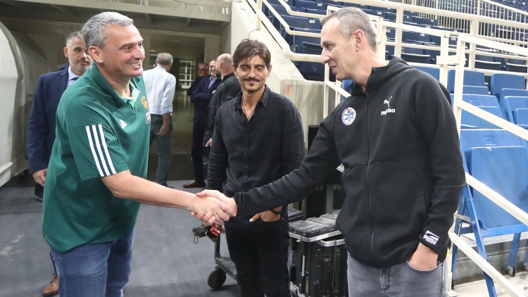 Ράντονιτς: «Κάνουμε κινήσεις για 4άρι»