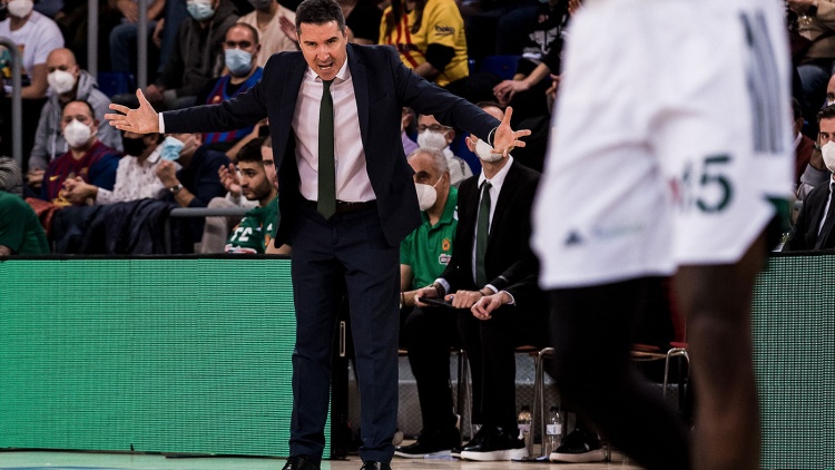 Πρίφτης: «Κακό το 2ο δεκάλεπτο, θέλουμε τους δύο εγχώριους τίτλους»