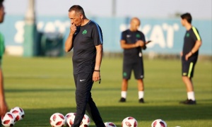 Δώνης: «Όλοι θα έχετε την ευκαιρία σας»