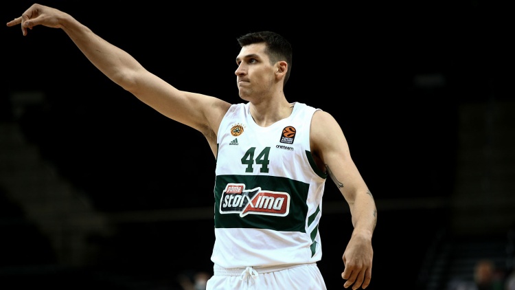 Επίσημα στην Αρμάνι ο Μήτογλου