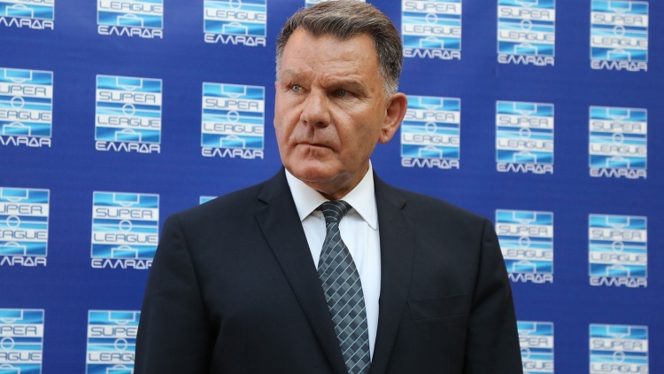 Κούγιας: «Ανύπαρκτος διεθνώς ο Κουρμπέλης»