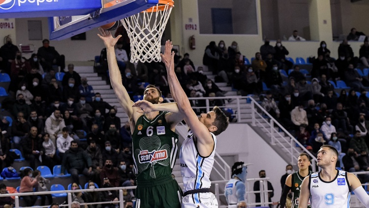 1.000άρης ο Παπαγιάννης - Στη 15άδα των «τρίποντων» ξένων ο Νέντοβιτς