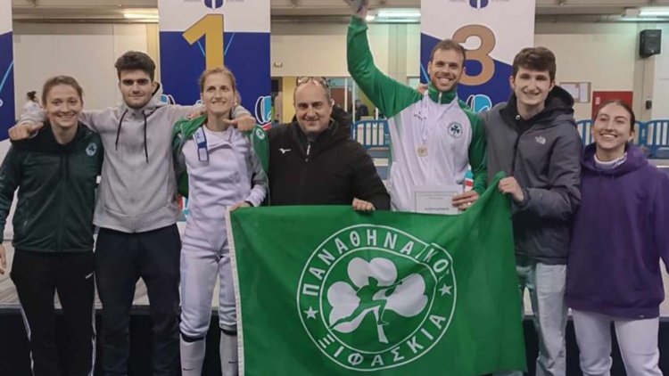 «Χρυσός» ο Καββαδίας!