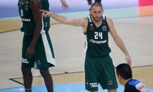 Αιχμές για τη διαιτησία από τον Λοτζέσκι