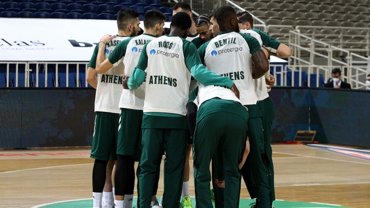 Με ελλείψεις για το «διπλό» στο Μόναχο