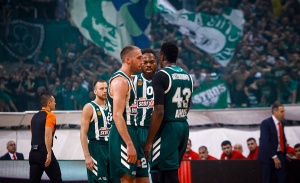 Χωρίς Λοτζέσκι και Αντετοκούνμπο με Περιστέρι, 12άδα ο Σακελλαρίου