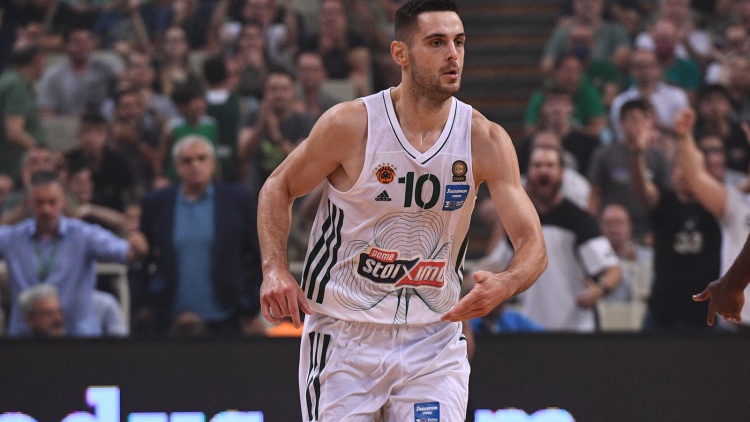 Στον «αέρα» η παραμονή του Παπαπέτρου - Όλα τα σενάρια ανοιχτά!