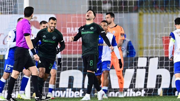 Παναθηναϊκός: «Προκλητική διαιτησία και VAR»