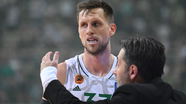 Χωρίς Πονίτκα ο Παναθηναϊκός στον 4ο τελικό κόντρα στον Ολυμπιακό!