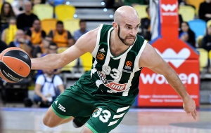 Καλάθης: «Να γινόμαστε καλύτερη ομάδα»