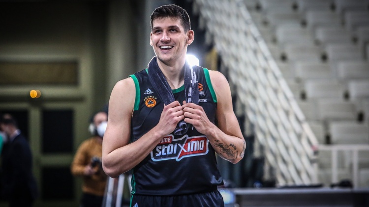 Euroleague: «Τεράστια βραδιά για τον Μήτογλου» (vid)