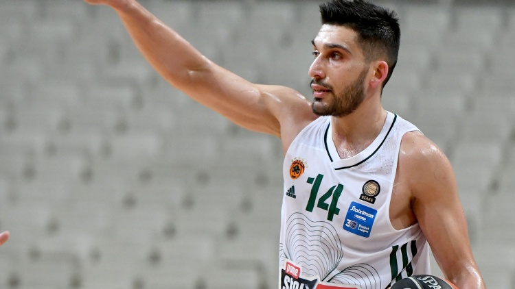 Κασελάκης: «Θα έχουν συμβολή Σίβα και Γιόβιτς»