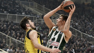 Οι διαιτητές του αγώνα με την Φενέρμπαχτσε (pic)