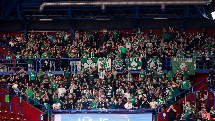 Στο πλευρό του Παναθηναϊκού οι οπαδοί του και στο Μιλάνο (vid)