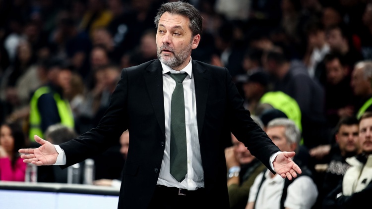 Σερέλης: «Χάσαμε το παιχνίδι λόγω δύο κακών επιλογών στην επίθεση»