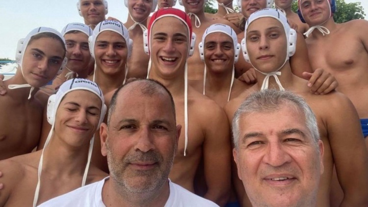 Άνετη πρόκριση για την Εθνική Παίδων στο πόλο