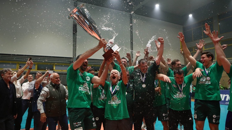 Η απονομή του πρωταθλήματος στον Παναθηναϊκό! (vid)