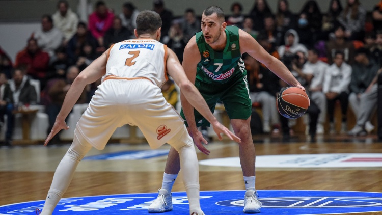 Ανέβηκε σε τρεις στατιστικές κατηγορίες ο Μποχωρίδης