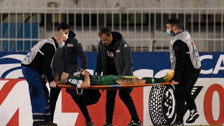 Ελαφρά διάσειση ο Σένκεφελντ