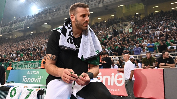 Παππάς: «Ο κόσμος του Παναθηναϊκού είναι ένα τεράστιο κεφάλαιο στην καριέρα μου»