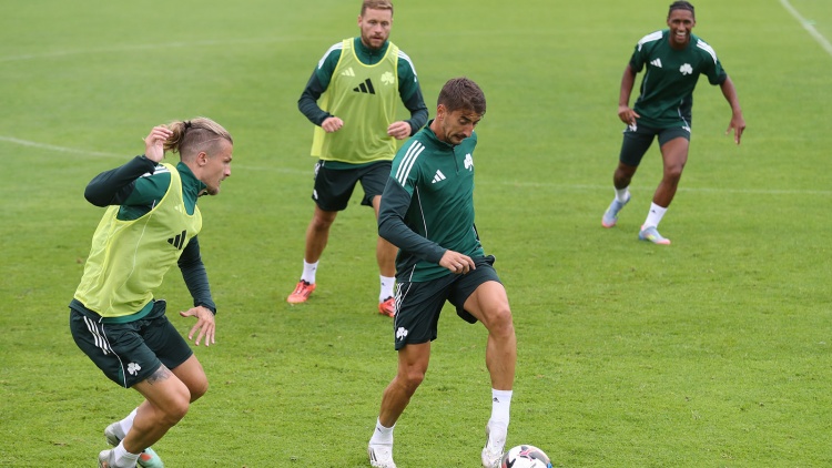 Με Τζούρισιτς και όλους τους διαθέσιμους παίκτες η αποστολή του Παναθηναϊκού για τη ρεβάνς με τη Σάμσουνσπορ