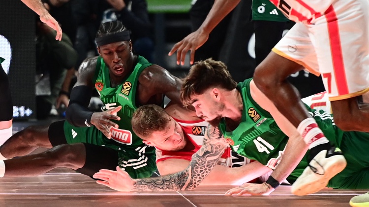 Παναθηναϊκός - Ολυμπιακός: «Μάχη» για το αήττητο και το πλεονέκτημα έδρας