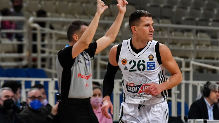 Ξεπέρασε τον ΜακΝτόναλντ ο «βομβιστής» Νέντοβιτς