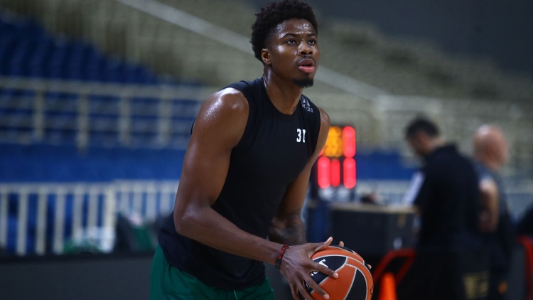 Αντετοκούνμπο: «Θεωρώ ότι είμαστε έτοιμοι να διορθώσουμε τα λάθη που κάναμε με τη Φενέρ»