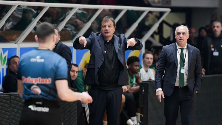 Σερέλης αντί Αταμάν στη συνέντευξη Τύπου!