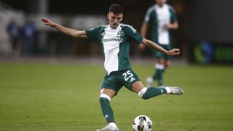 Επέστρεψε από την Εθνική Σερβίας λόγω τραυματισμού ο Μλαντένοβιτς