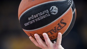 Οι «σφυρίχτρες» στο Ζενίτ-Παναθηναϊκός (pic)