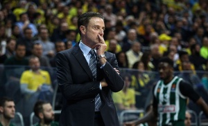 Πιτίνο: «Δεν γίνεται να χάνουμε την αυτοπεποίθησή μας»