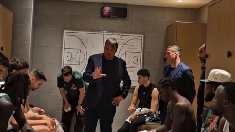 Άταμαν στα αποδυτήρια: «Να κλείσουμε τη σειρά την Παρασκευή» (vid)