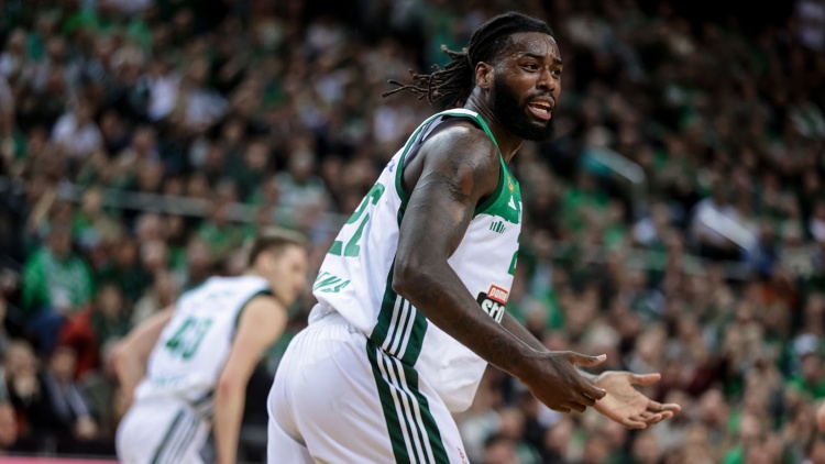 Πρόβλημα με Λεσόρ και Παπαπέτρου - Έτοιμος ο Σλούκας